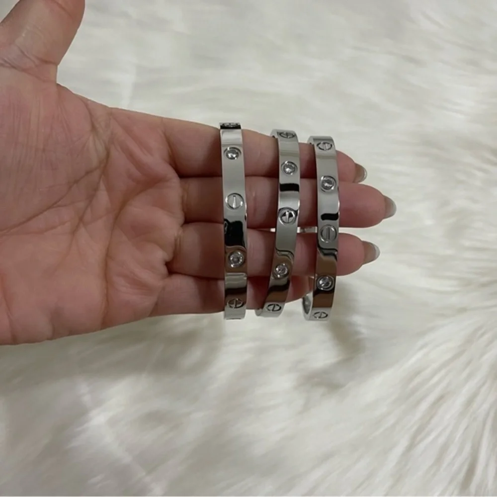 Generic Stainless Steel Screw Cuff Bangle Bracelet with 4 Stones and Screwdriver